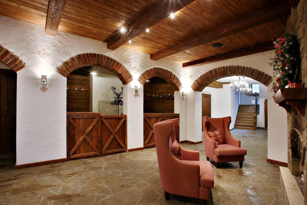 Shpatser Hotel Briukhovychi Esterno foto