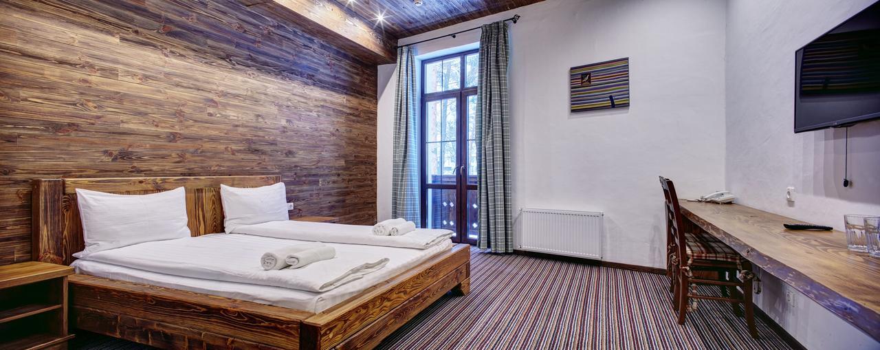 Shpatser Hotel Briukhovychi Esterno foto